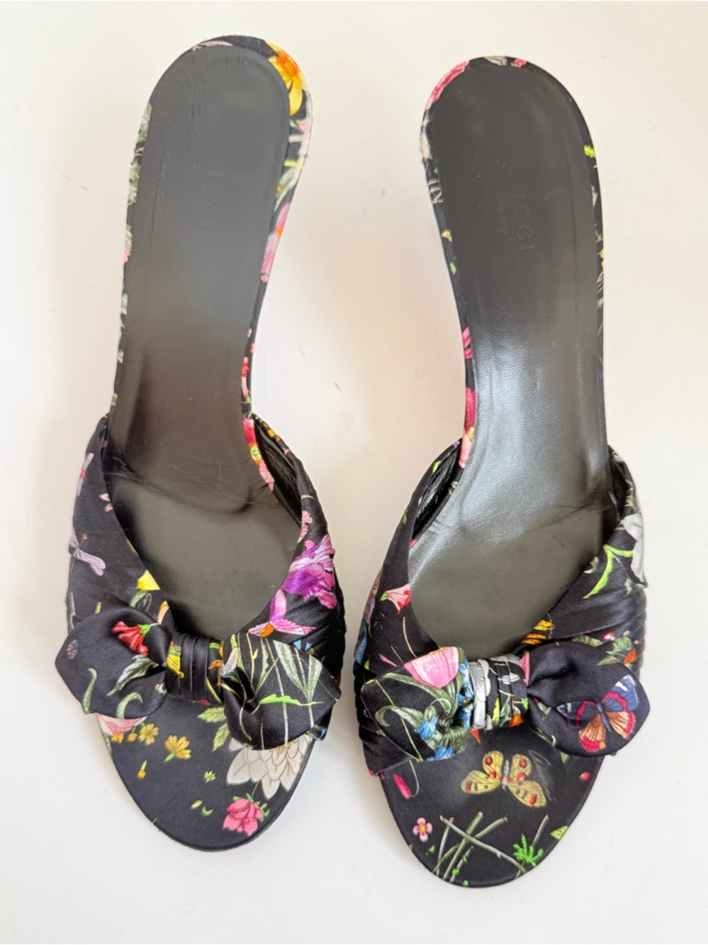 Gucci Flora Satin Bow Mule Heels Black Floral Sandals US 9.5 Vintage Y2K - Picture 2 of 9